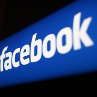 Facebook: Comunidades virtuales e interactividad